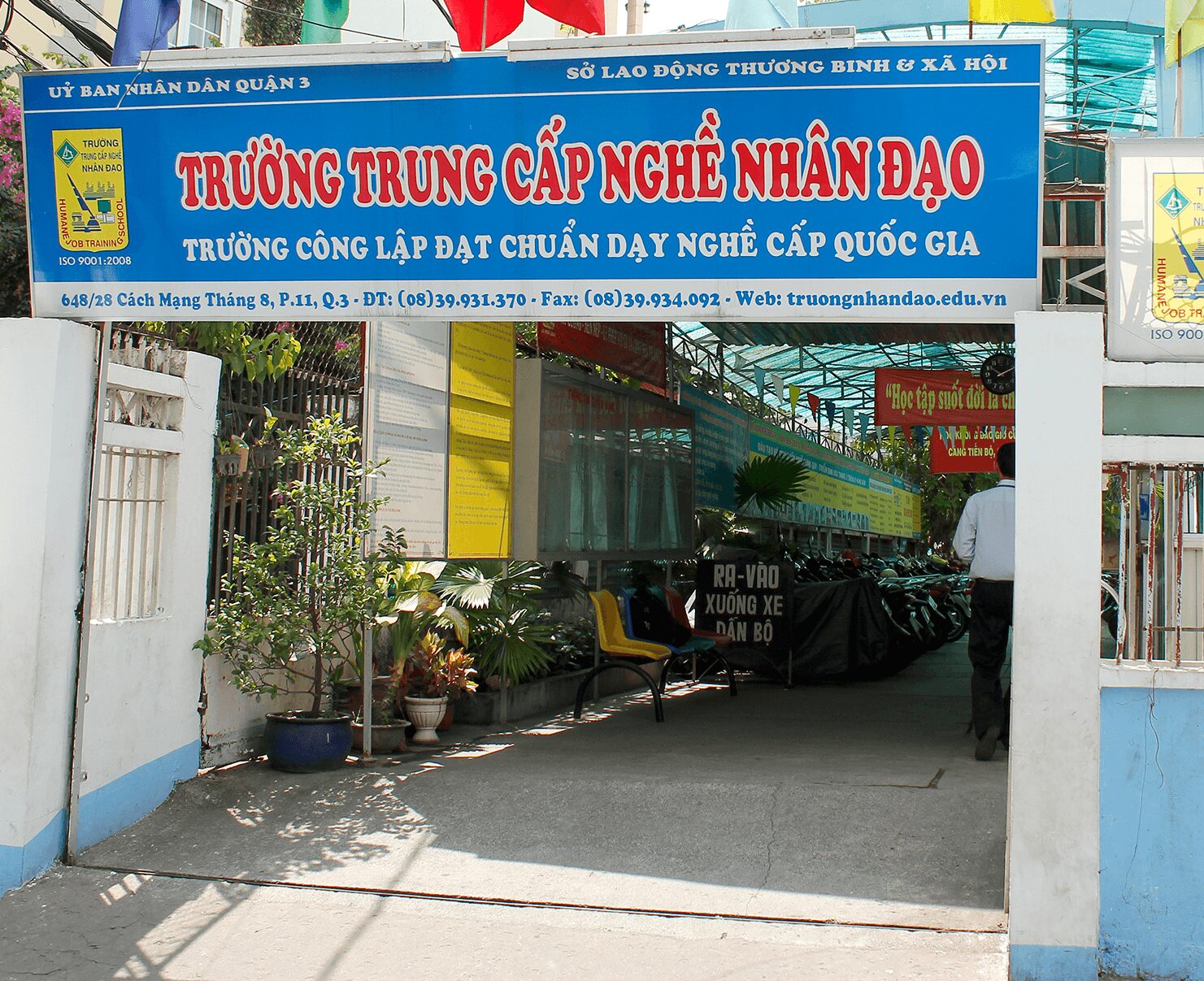 Trường Trung Cấp Nghề Nhân Đạo - Trung tâm đào tạo lái xe uy tín ở TPHCM