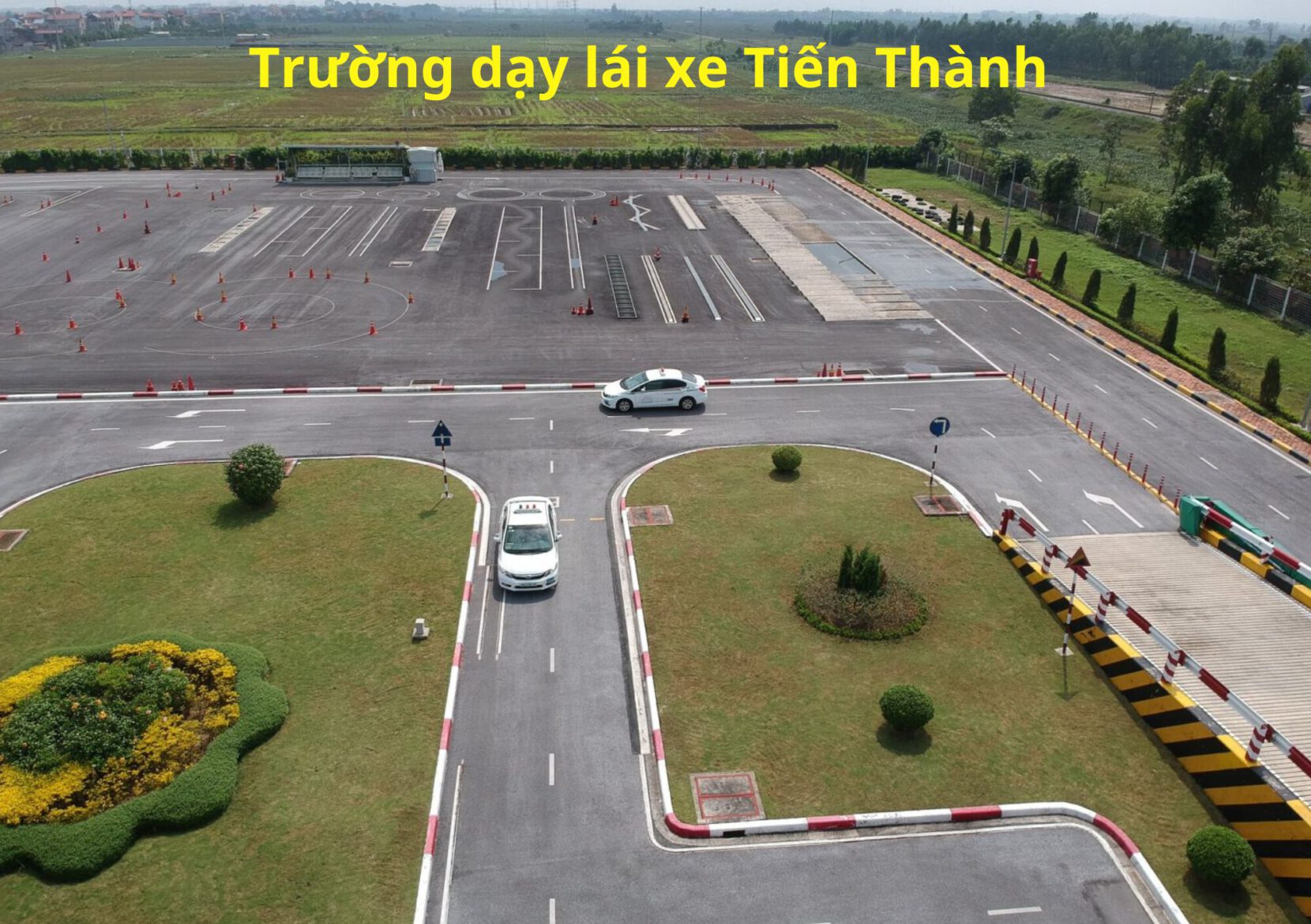 Trường dạy lái xe Tiến Thanh - Học bằng lái b2 trả góp