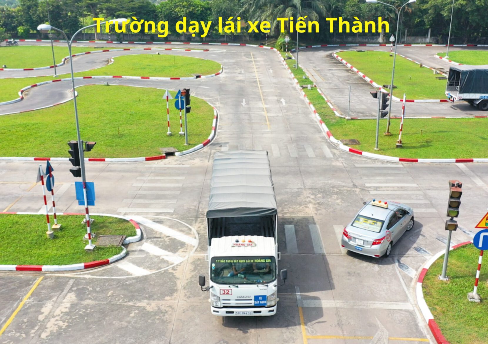 Trường dạy lái xe Tiến Thành - Học lái xe TPHCM