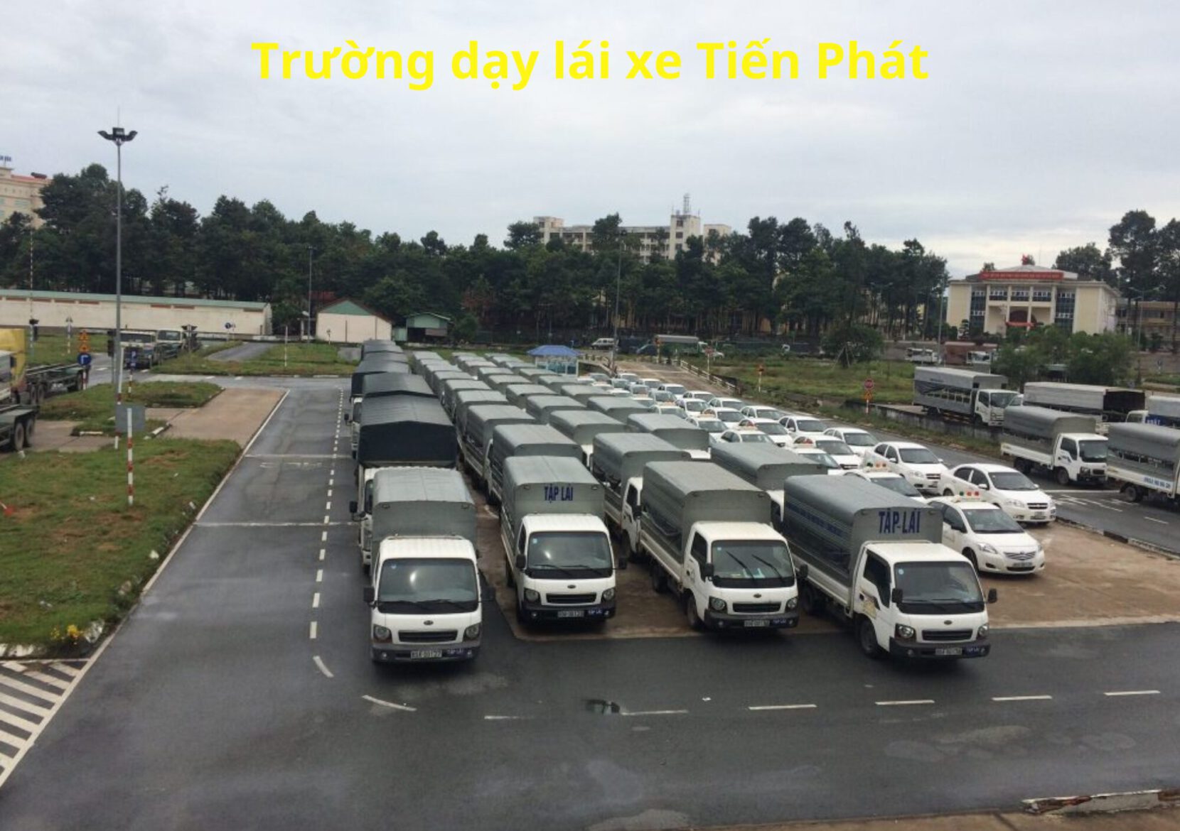 Trường dạy lái xe Tiến Phát - Học bằng lái xe ô tô trả góp