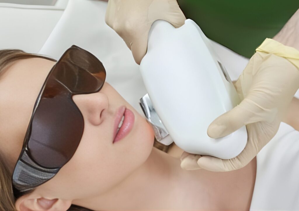 Massage & Spa IFOMP Therapy Việt Nam - Triệt ria mép Quảng Ngãi uy tín