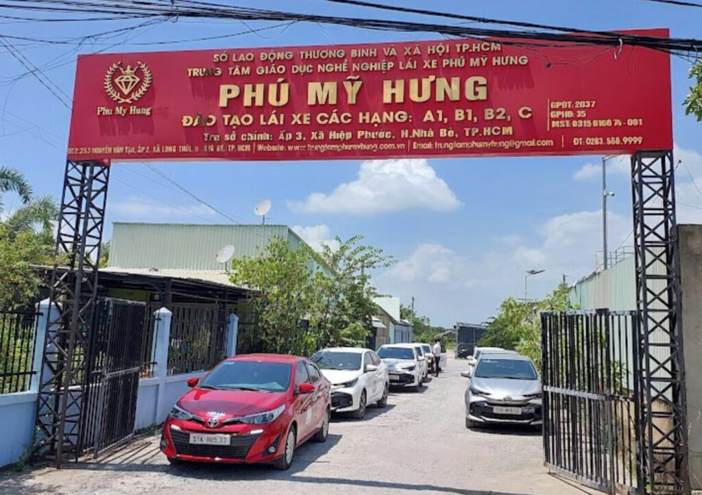 Trung Tâm Giáo Dục Nghề Nghiệp Lái Xe Phú Mỹ Hưng-Học Bằng Lái Xe Hơi Trả Góp