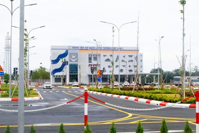 Trường Dạy Lái Xe Trường Phát - Đăng ký học lái xe ô tô