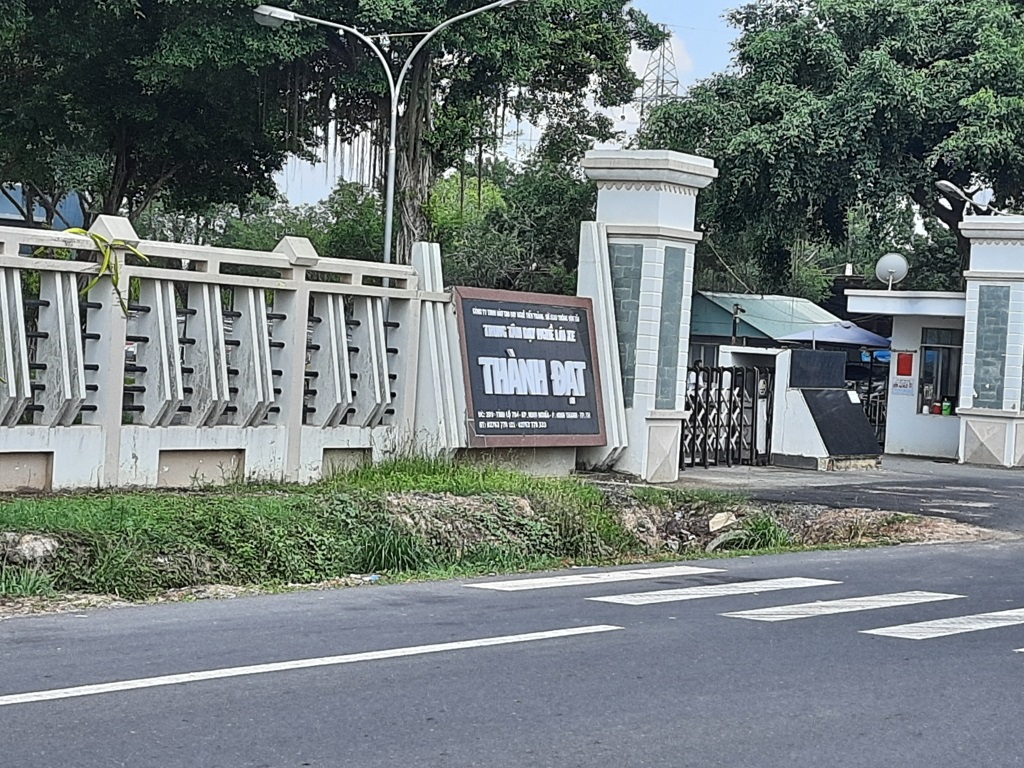 Trường Dạy lái xe Thành Đạt- trường dạy lái xe ô tô tphcm