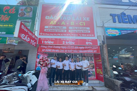 Trung Tâm Lái Xe Đạt Gia - Đăng ký học lái xe ô tô