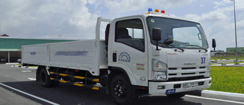 Xe Thi Sát Hạch Hạng C1-Chi Phí Thi Bằng C1