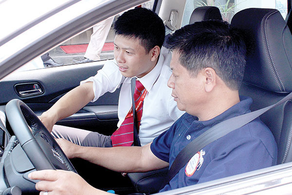 Học Thực Hành B2 1 kèm 1-Chi Phí Thi Bằng B2