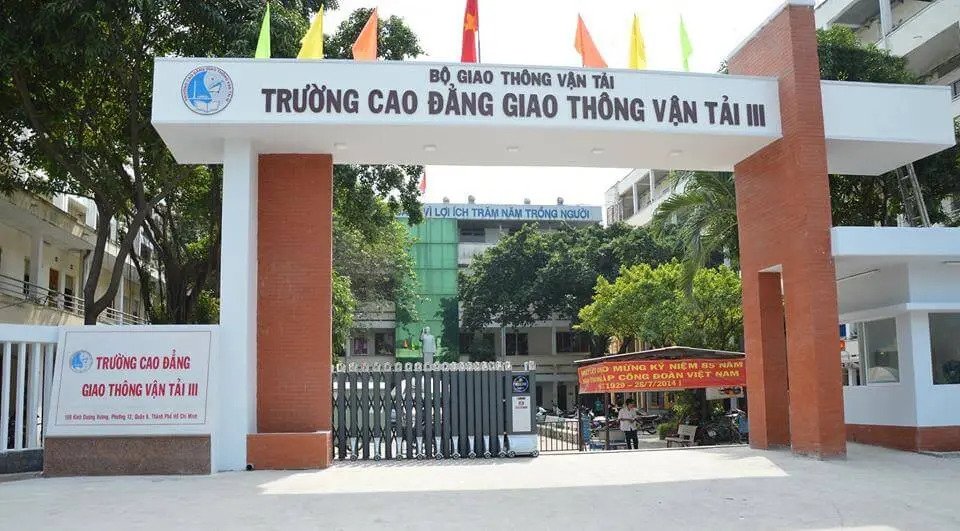 Trường Cao Đẳng Giao Thông Vận Tải TP.HCM - Thi bằng lái xe B2 TPHCM