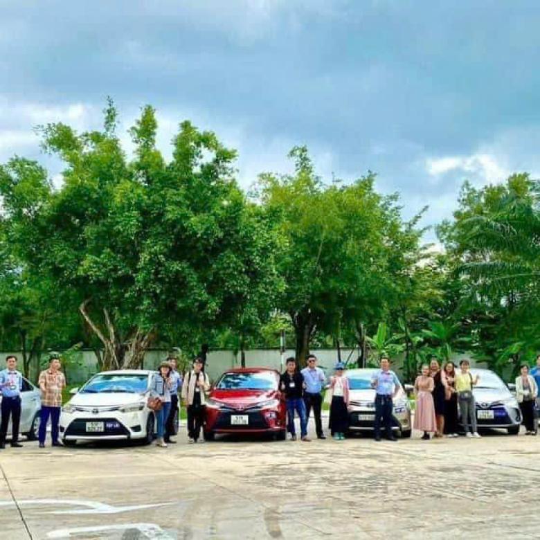 Trường Dạy Lái Xe Ô Tô Sao Việt - Học bằng lái b2 trả góp